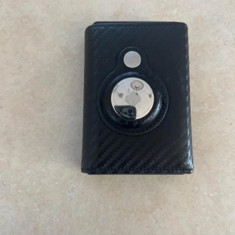 Mens Smart Wallet Card Holder for AirTag: Leather, Compatible with Apple Air Tag